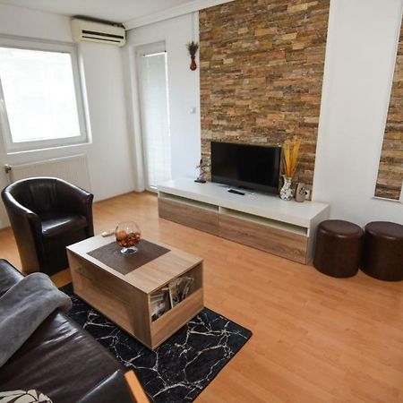 סקופיה Victoria Apartment - Excellent Choice - Near Center מראה חיצוני תמונה