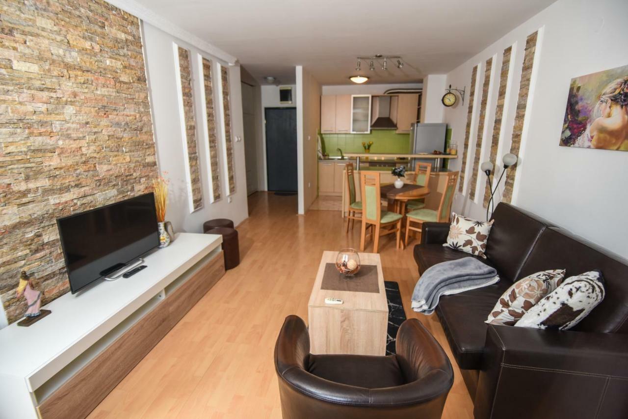 סקופיה Victoria Apartment - Excellent Choice - Near Center מראה חיצוני תמונה